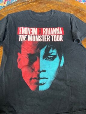 Eminem and Rhianna concert Tee